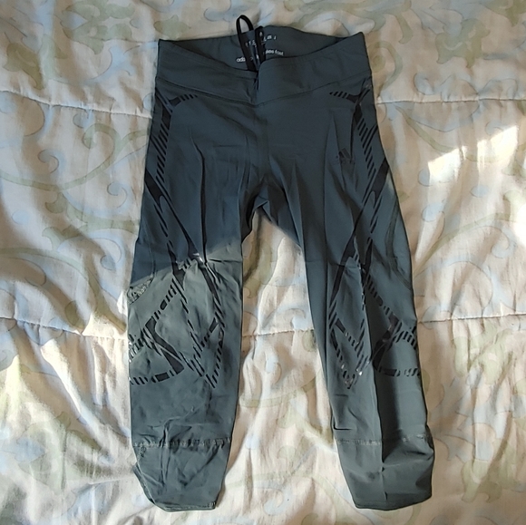 adidas Pants - 2/$40 Adidas Adizero Capris